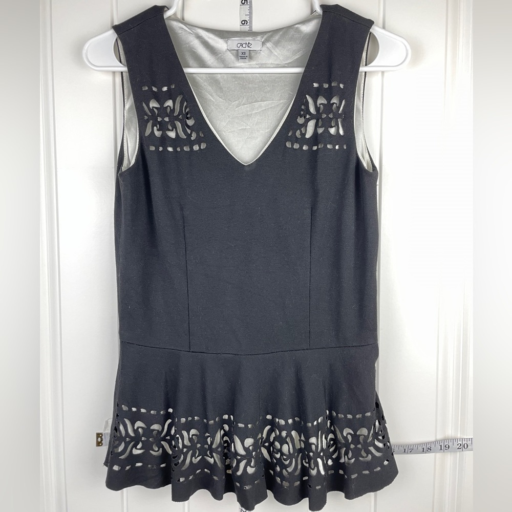 Cache Laser Cut Peplum Top XS